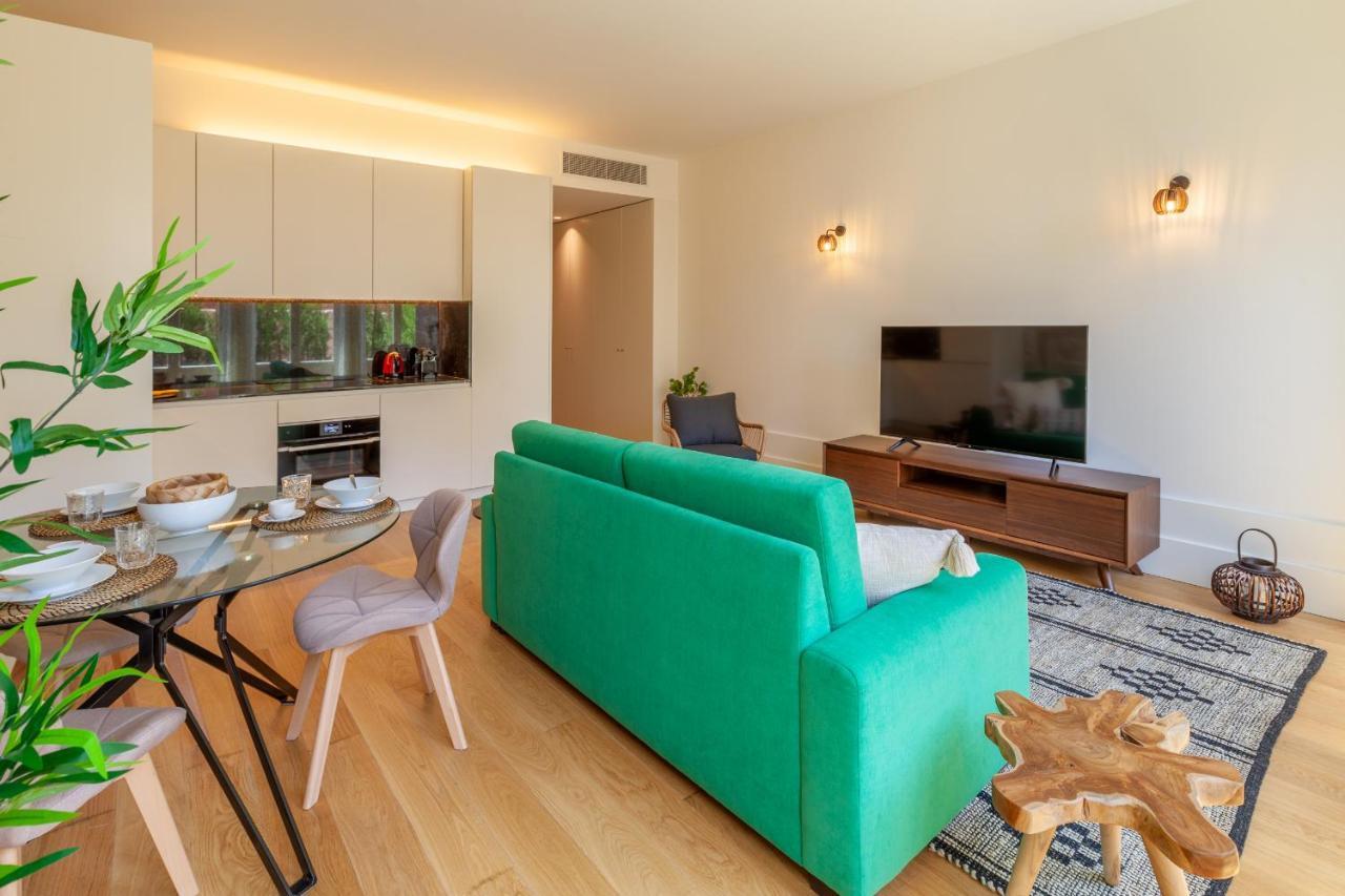 D&S - Lazaros Apartments Porto Bagian luar foto