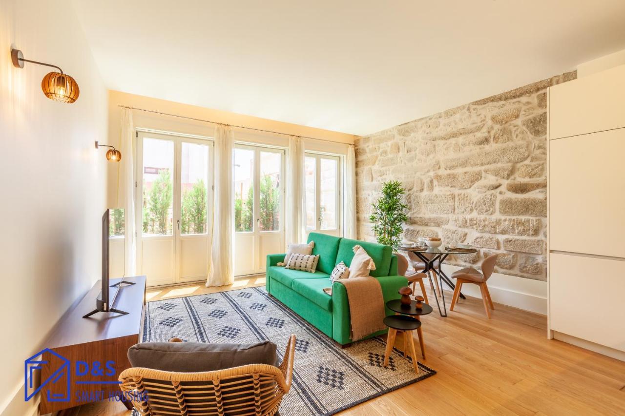 D&S - Lazaros Apartments Porto Bagian luar foto