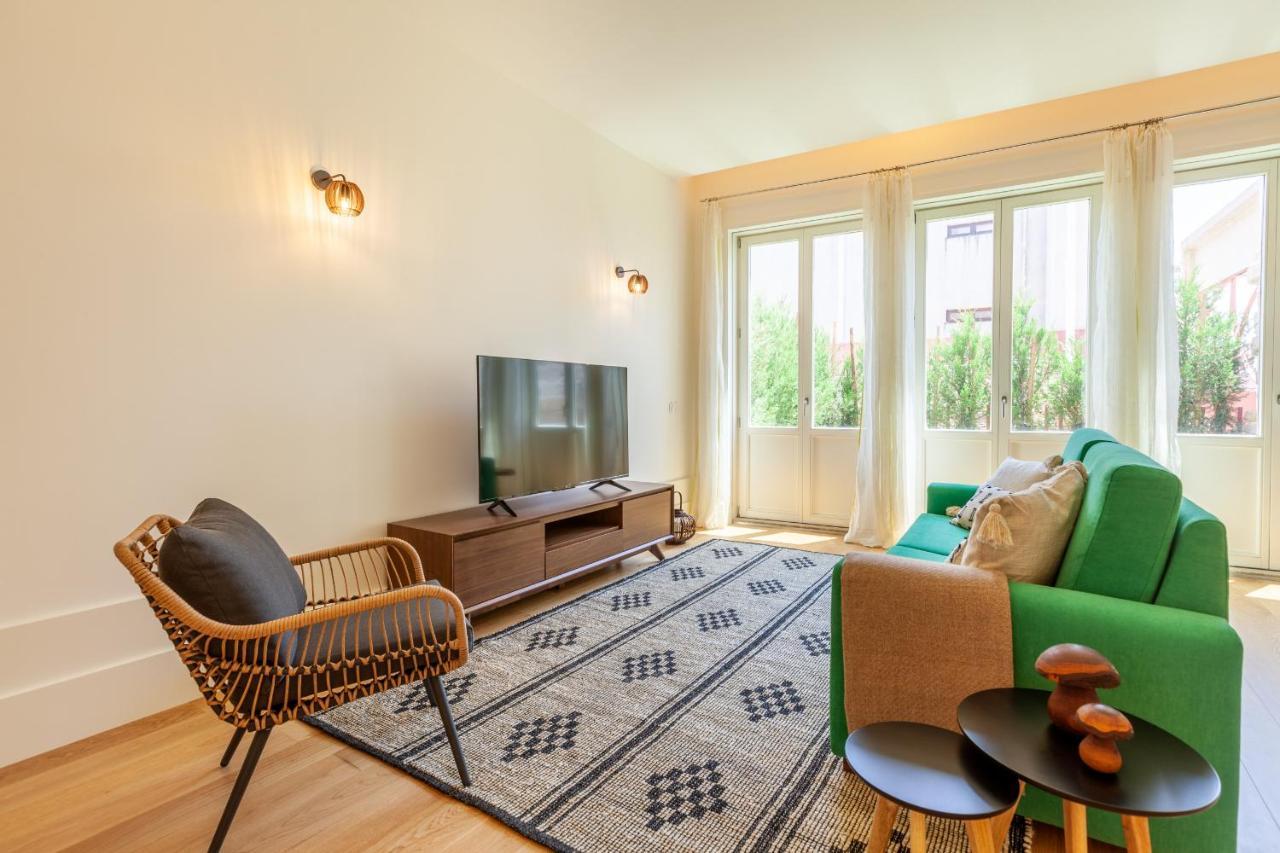 D&S - Lazaros Apartments Porto Bagian luar foto