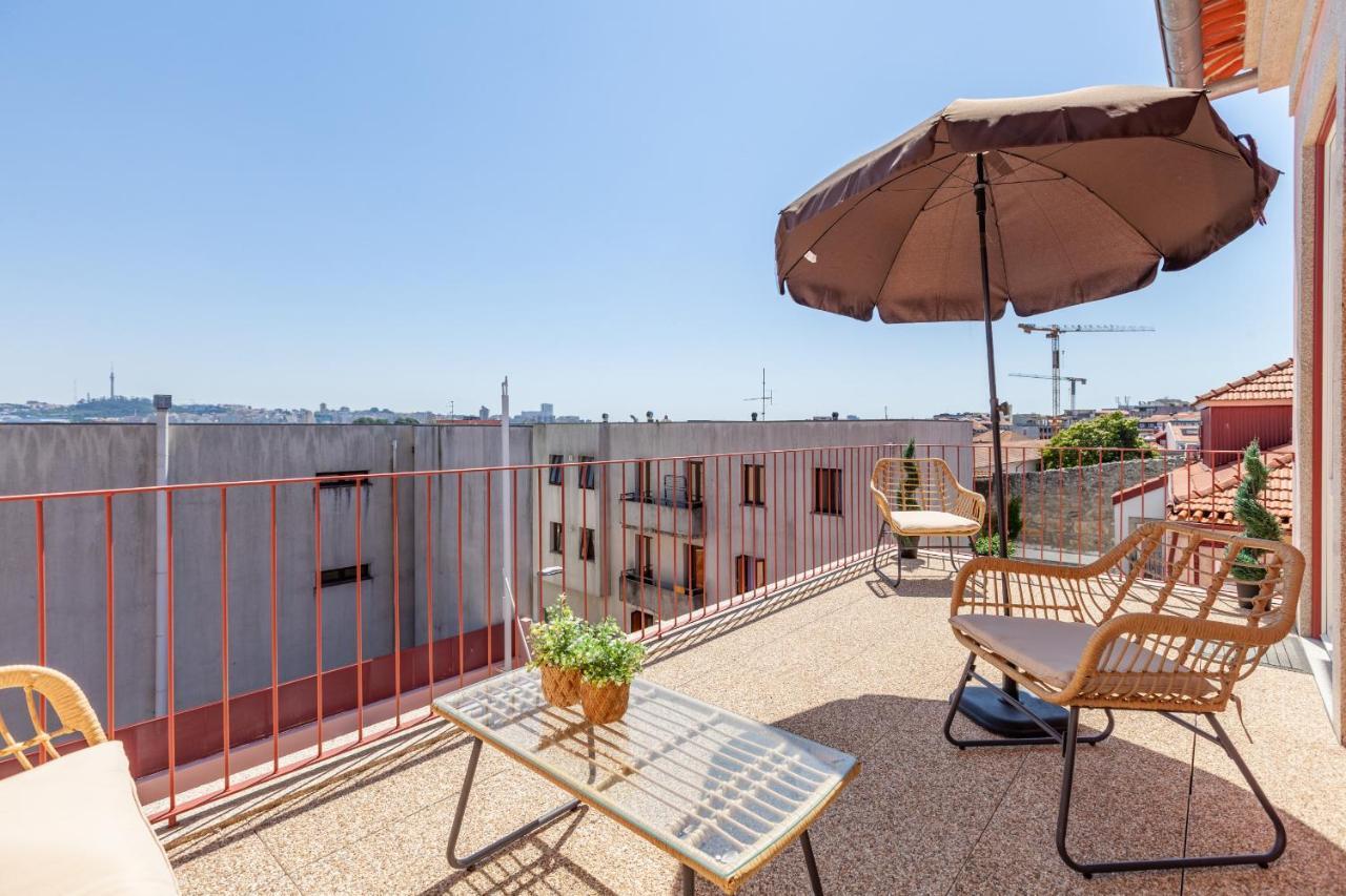 D&S - Lazaros Apartments Porto Bagian luar foto